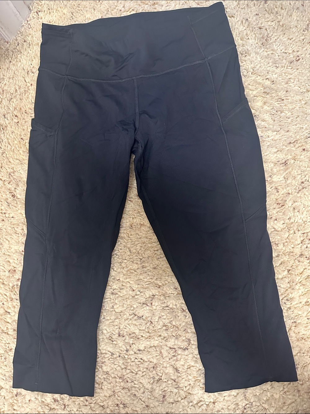 lululemon athletica Black Capri Leggings with Side Pockets - High Rise